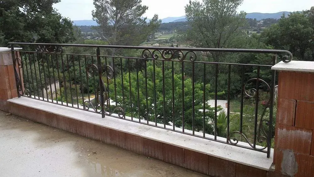 cloture metal decorative jardin draguignan