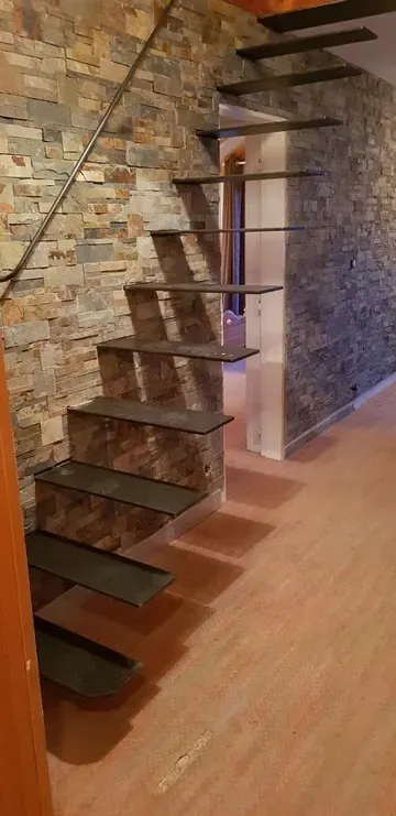 Escaliers métallique à Draguignan